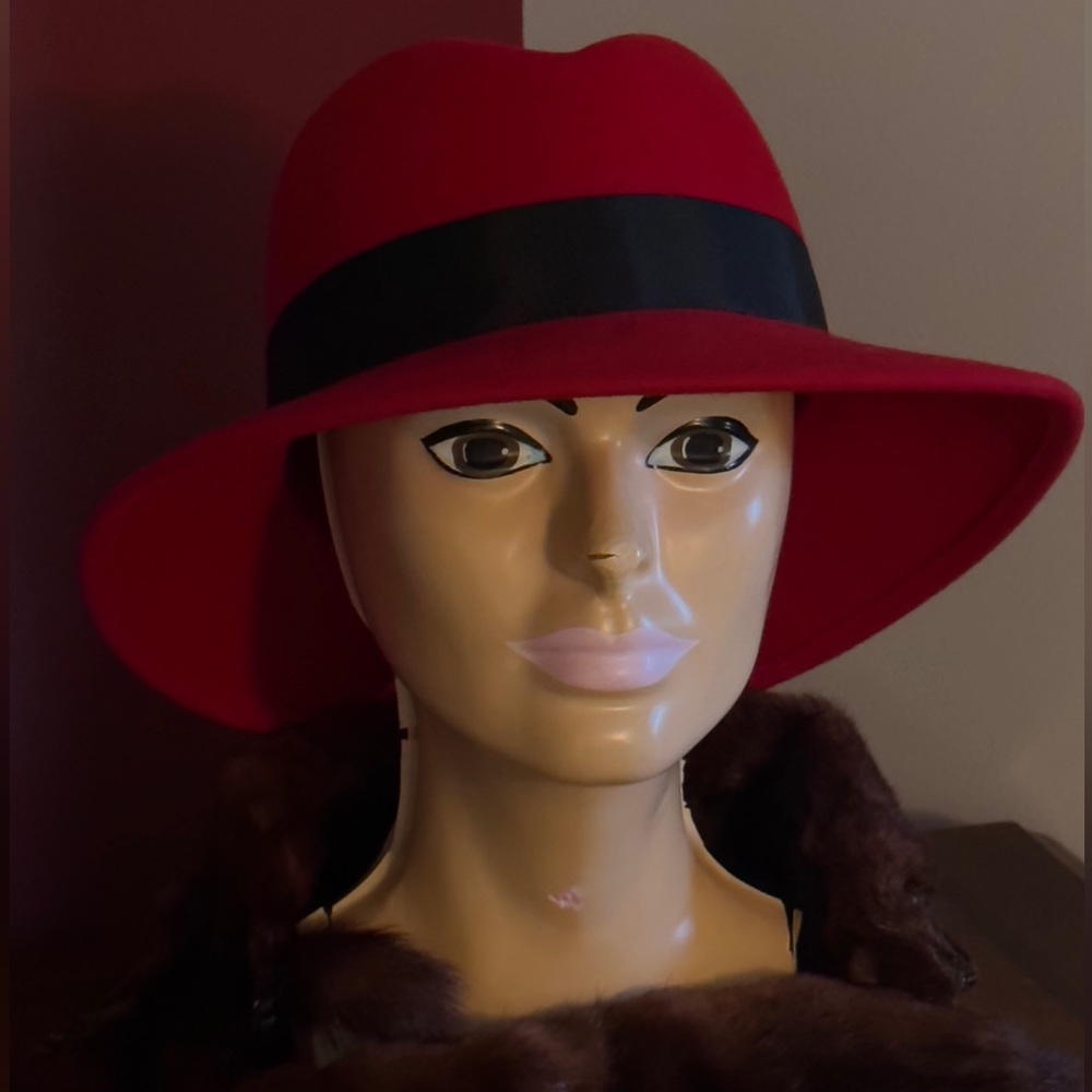 Vintage Lancaster Merino Wool Woman’s Red Hat W/ Black Ribbon Bow Size Small/Med